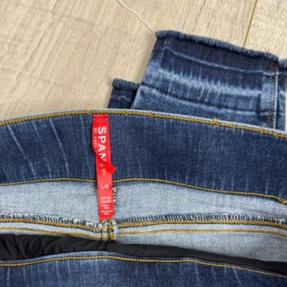 SPANX Distressed Denim Jeggings Leggings Skinny’s - Picture 4 of 4